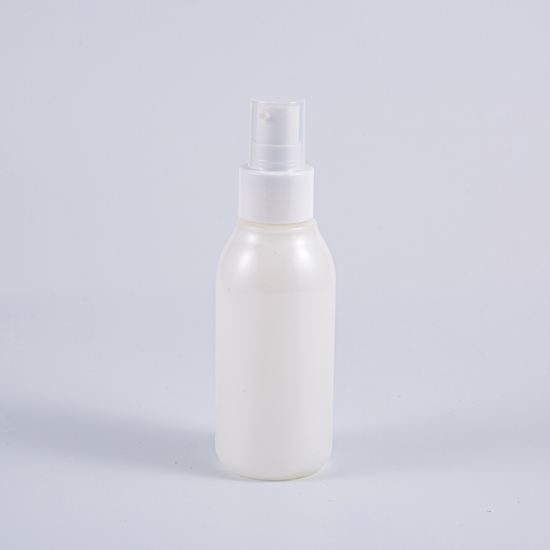 100 ml 160 ml 200 ml meerlaagse doorschijnende matte airless fles met pompdispenser 100 ml 160 ml 200 ml meerlaagse doorschijnende matte airless fles met pompdispenser