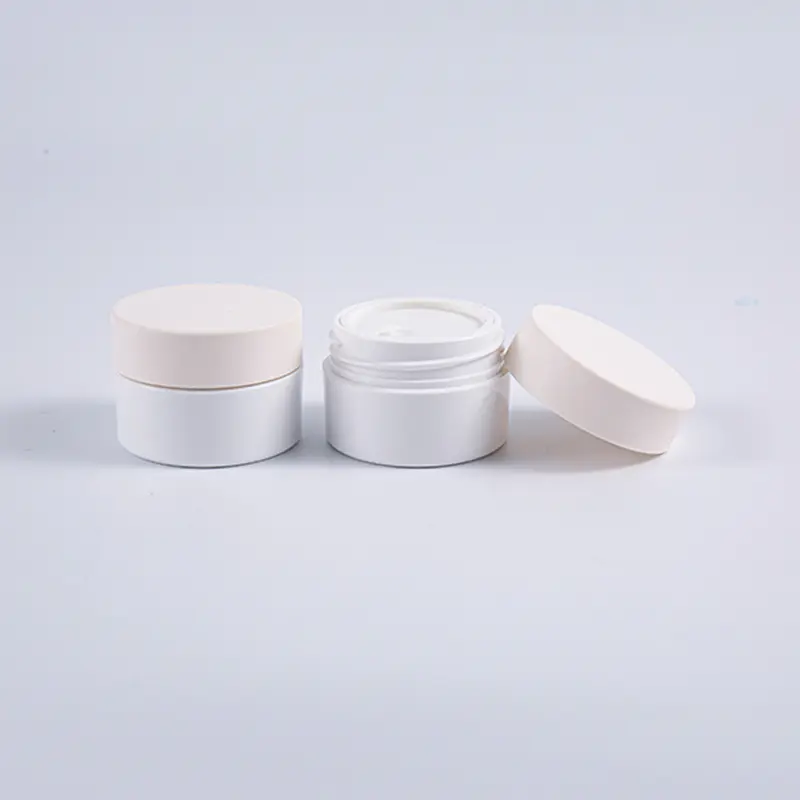 Witte ronde PETG-zalfpotje van 10 g