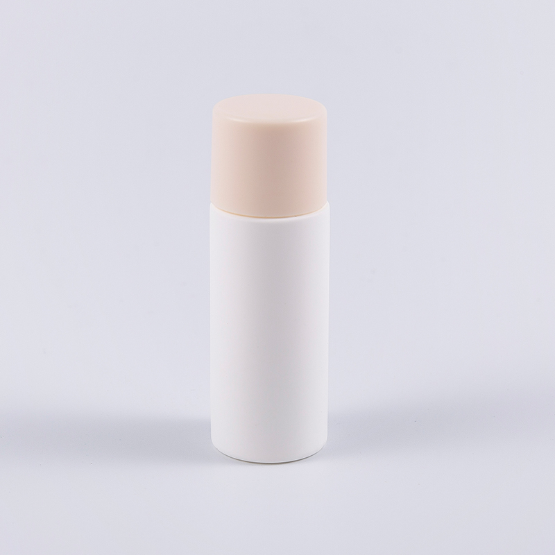 10 ml PE fles met verzachtende lotion met flip-dop Compacte cosmetische container op reisformaat voor huidverzorging en toner 10 ml PE fles met verzachtende lotion met flip-dop Compacte cosmetische container op reisformaat voor huidverzorging en toner